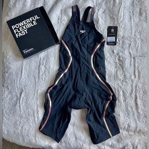 Women’s Speedo LZR Pure Intent Closed back size 23 BRAND NEW